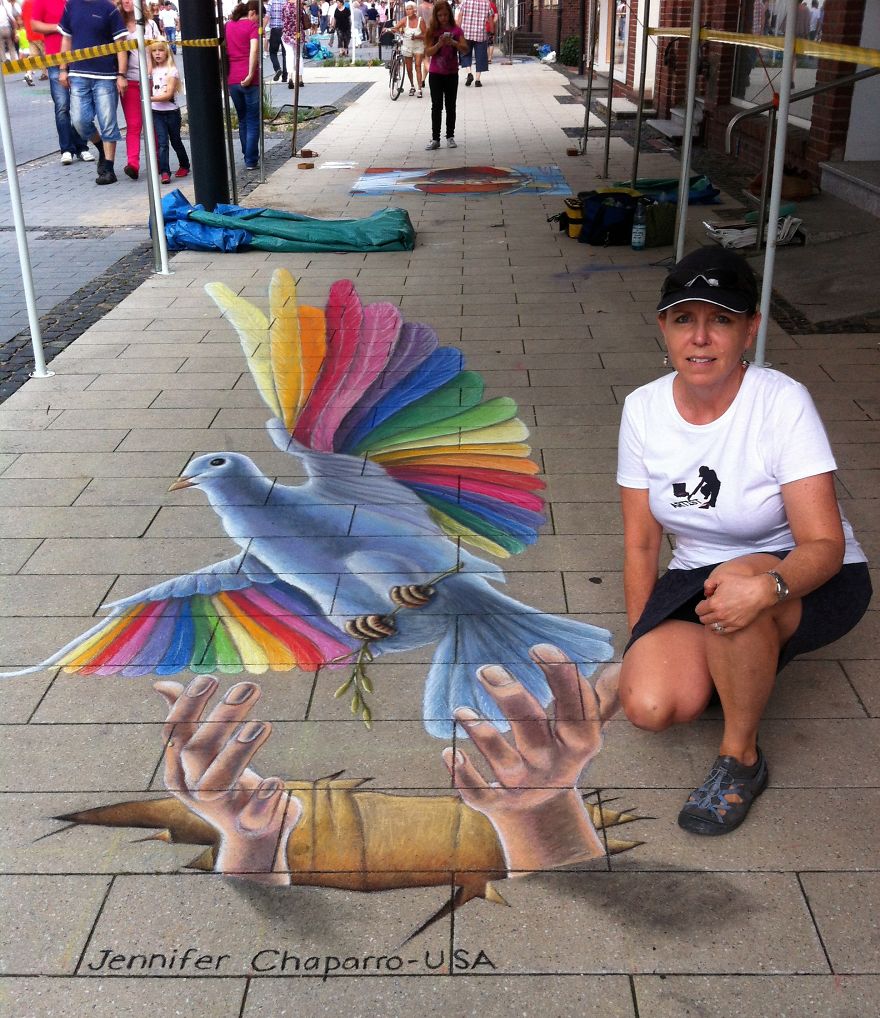 After I Was Laid Off At Age 45, I Became A 3D Street Artist After I Was Laid Off At Age 45, I Became A 3D Street Artist