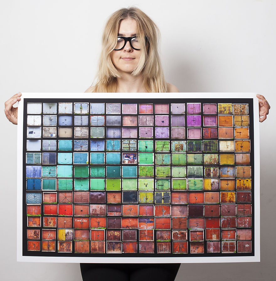 I Photographed The Most Colorful Old Garage Doors Of Lithuania