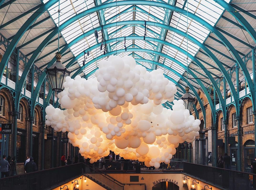 balloons-covent-garden-heartbeat-charles-petillon-4
