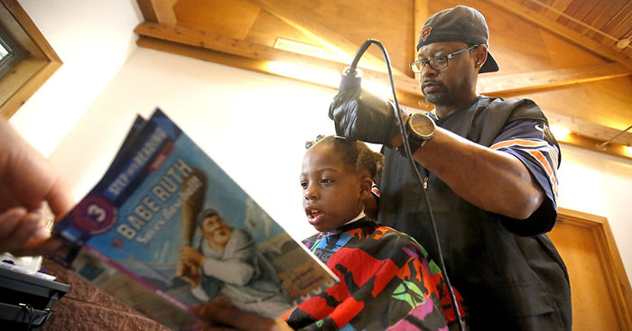 This Barber Gives Free Haircuts To Children Who Read To Him