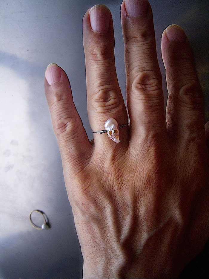 carved-pearl-skulls-vanitas-shinji-nakaba-20