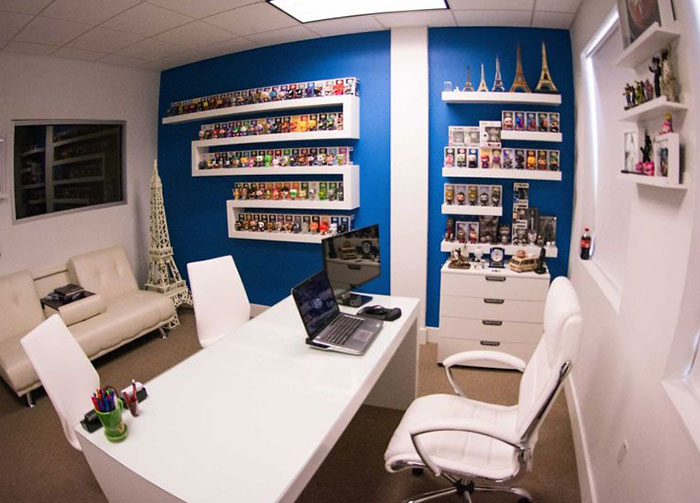 Being A Creative Director, I Redesigned My Artistic Office Space