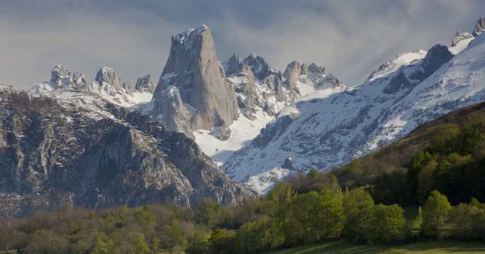 Stunning Photos Of Pico Urriellu, The Most Beautiful Mountain In Spain