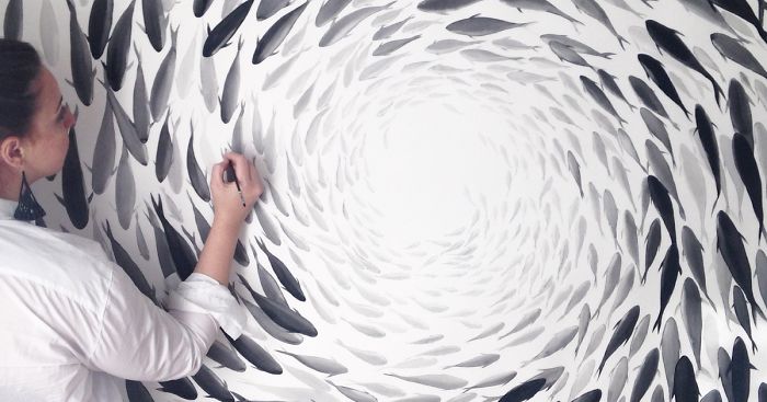 Inspired By Nature, I Paint Delicate Fish On Porcelain