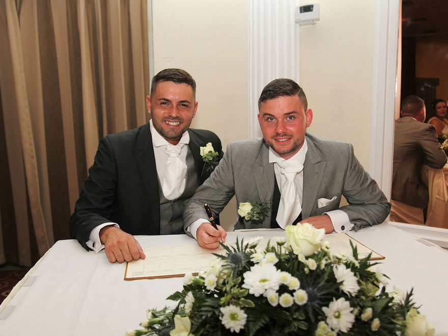 gay-wedding-dresses-bridesmaids-ben-derii-rogers-wood-12