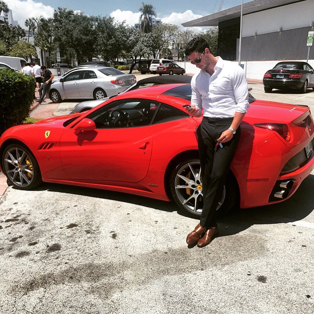 hot-doctor-husky-mike-5