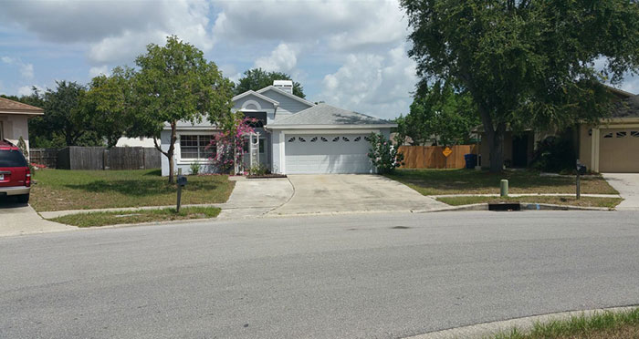 movie-locations-then-now-edward-scissorhands-suburb-pictures-voodrew-10 movie-locations-then-now-edward-scissorhands-suburb-pictures-voodrew-10