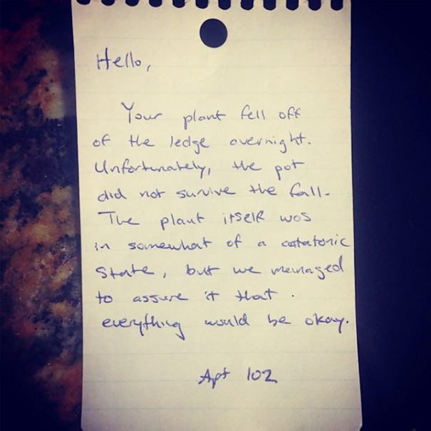 A Friend Left A Note For His Neighbor