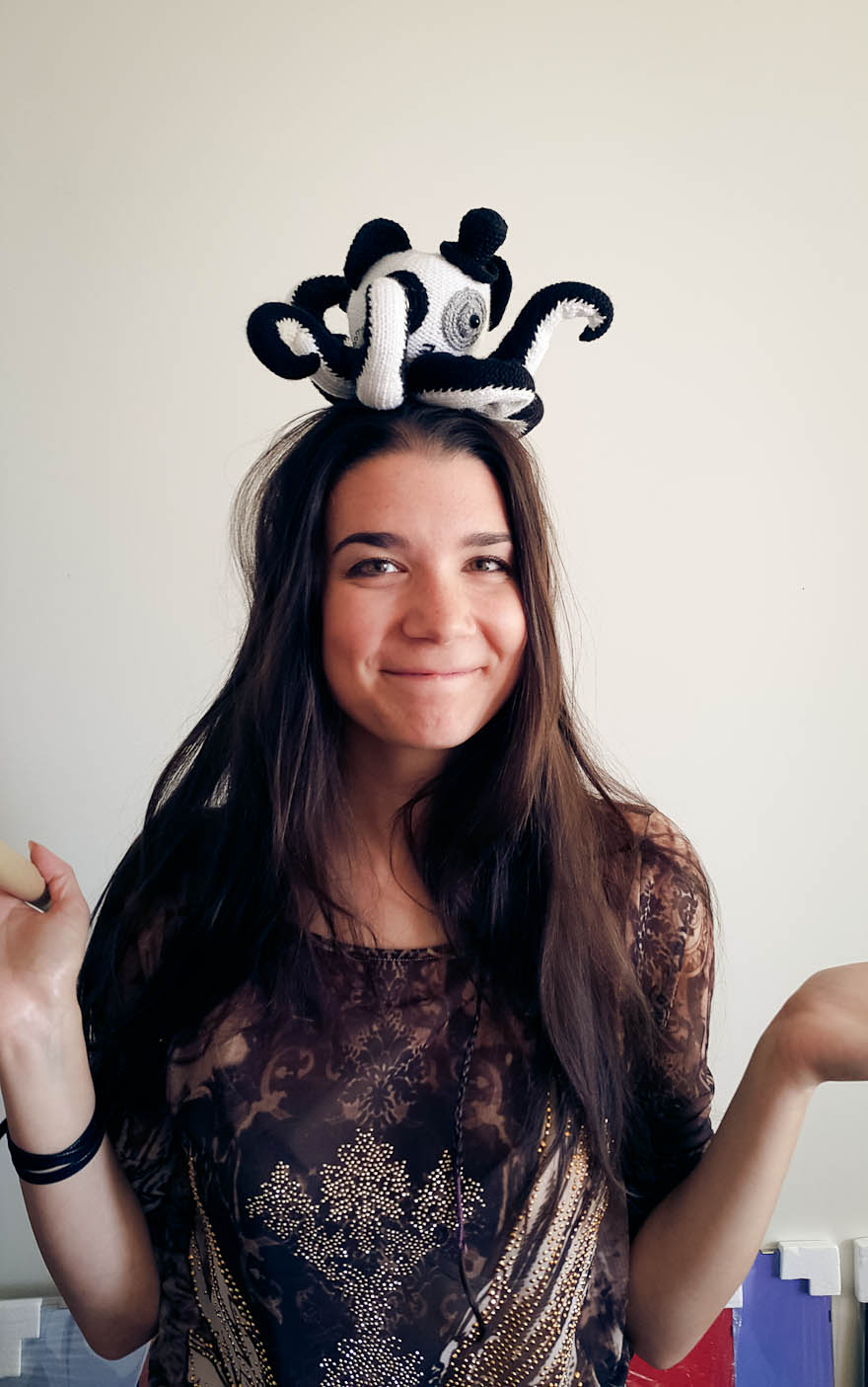 office-present-pandapuss-pomegranate-wolf-3 office-present-pandapuss-pomegranate-wolf-3