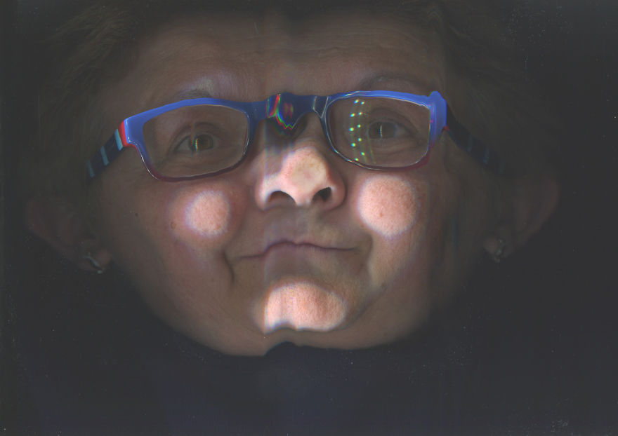 I Scanned My Friends' Faces And The Result Is Quite Disturbing