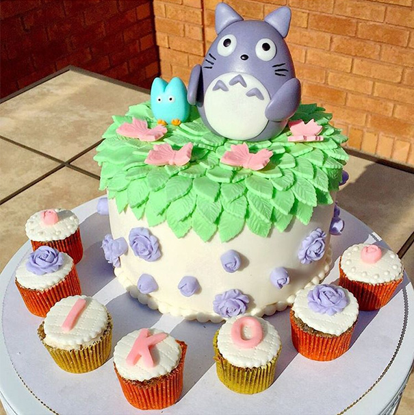 Totoro Cake