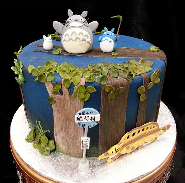 Totoro Cake