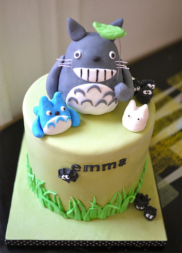 Totoro Cake