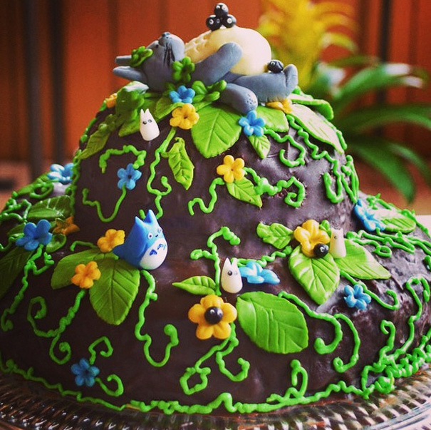 Totoro Cake