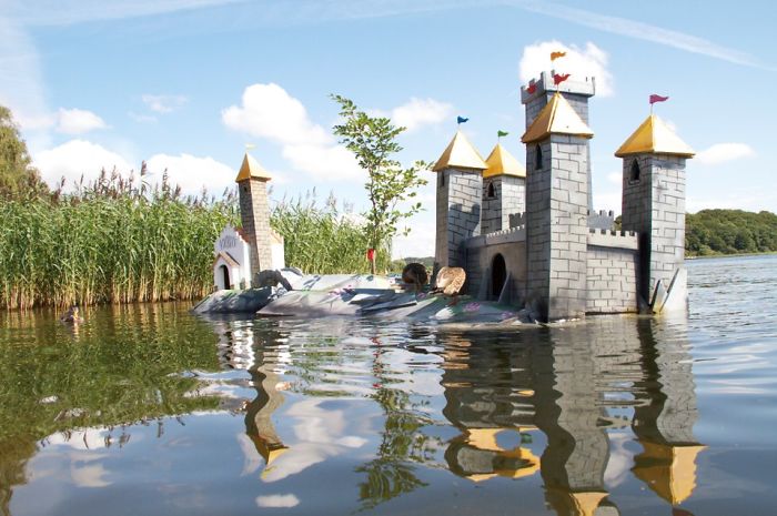 I Made 3500 Birdhouses From Scrapwood To Keep Birds In Cities I Made 3500 Birdhouses From Scrapwood To Keep Birds In Cities