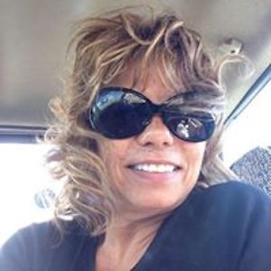 Lora_Lake_Squier avatar