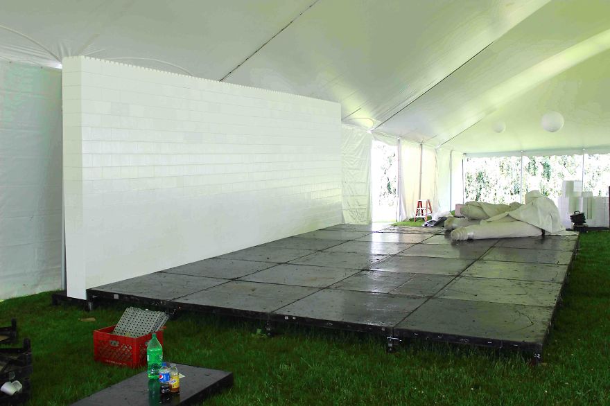 Giant LEGO-Like Bricks Let You Build Your Own Furniture