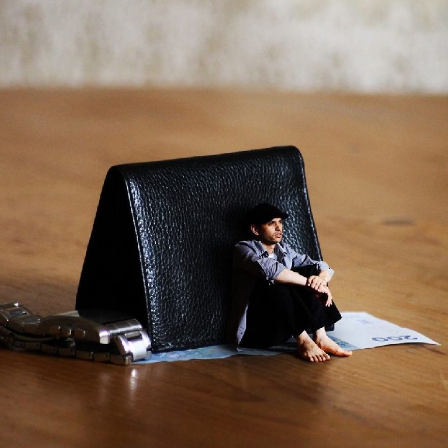 I Turn Myself Into A Miniature Human Exploring The Big World