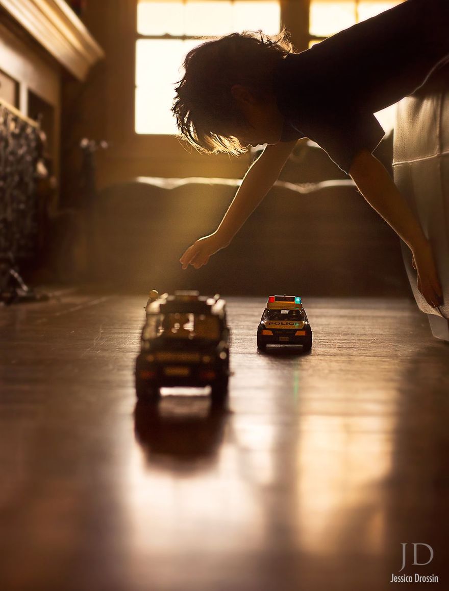 Photographer Mom Takes Magical Autumn Portraits Of Her Kids