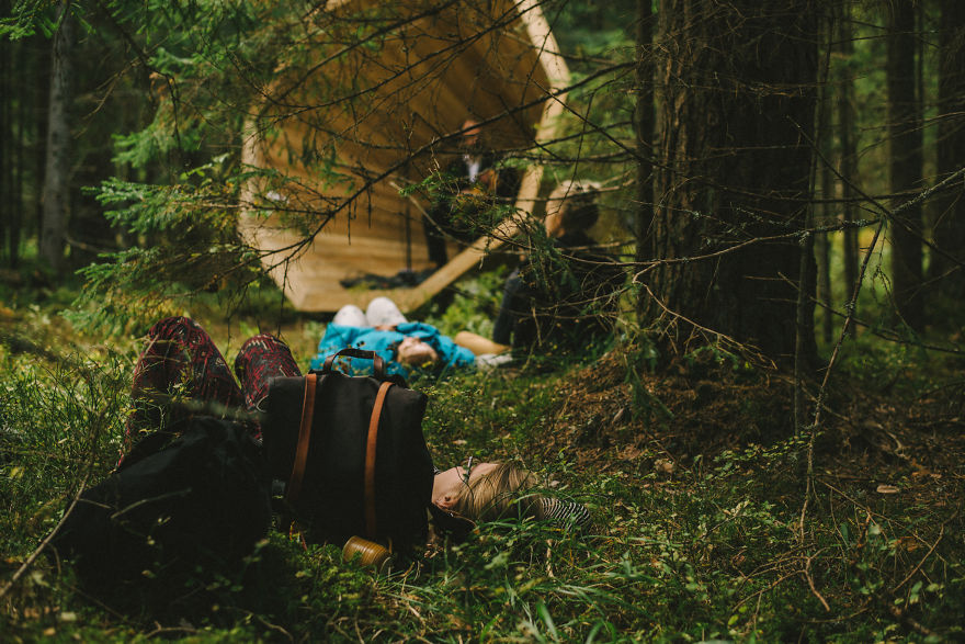 Estonian Students Build Giant Wooden Megaphones To Listen To The Forest Estonian Students Build Giant Wooden Megaphones To Listen To The Forest