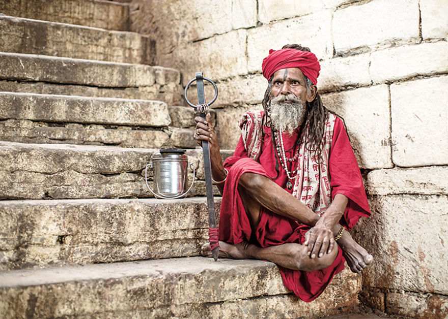 The Holy Men Of Varanasi Who Gave Up All Earthly Possessions To Seek Spiritual Liberation