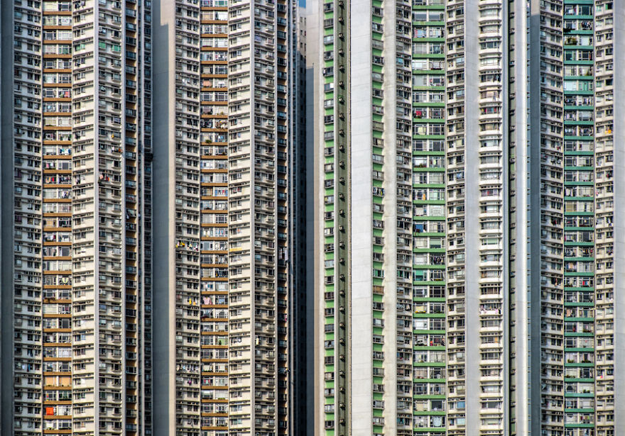 Hong Kong's Shocking "borg" Cubes: Homes Of The Poverty-stricken Hong Kong's Shocking "borg" Cubes: Homes Of The Poverty-stricken