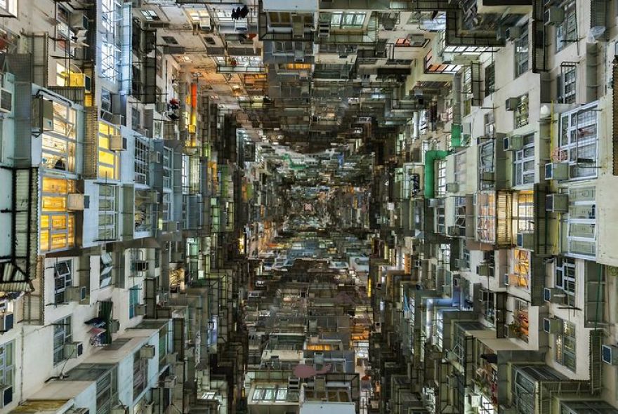 Hong Kong's Shocking "borg" Cubes: Homes Of The Poverty-stricken Hong Kong's Shocking "borg" Cubes: Homes Of The Poverty-stricken