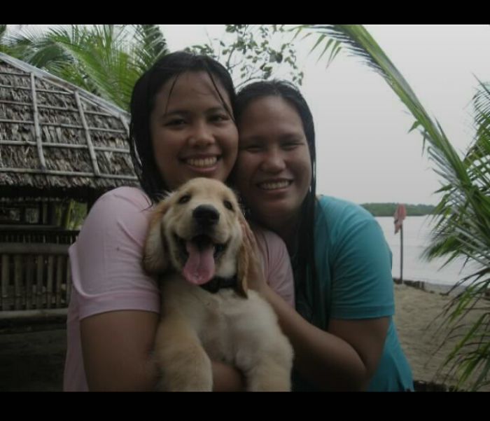 Happiest Lab Ever Loves Beach Day :)