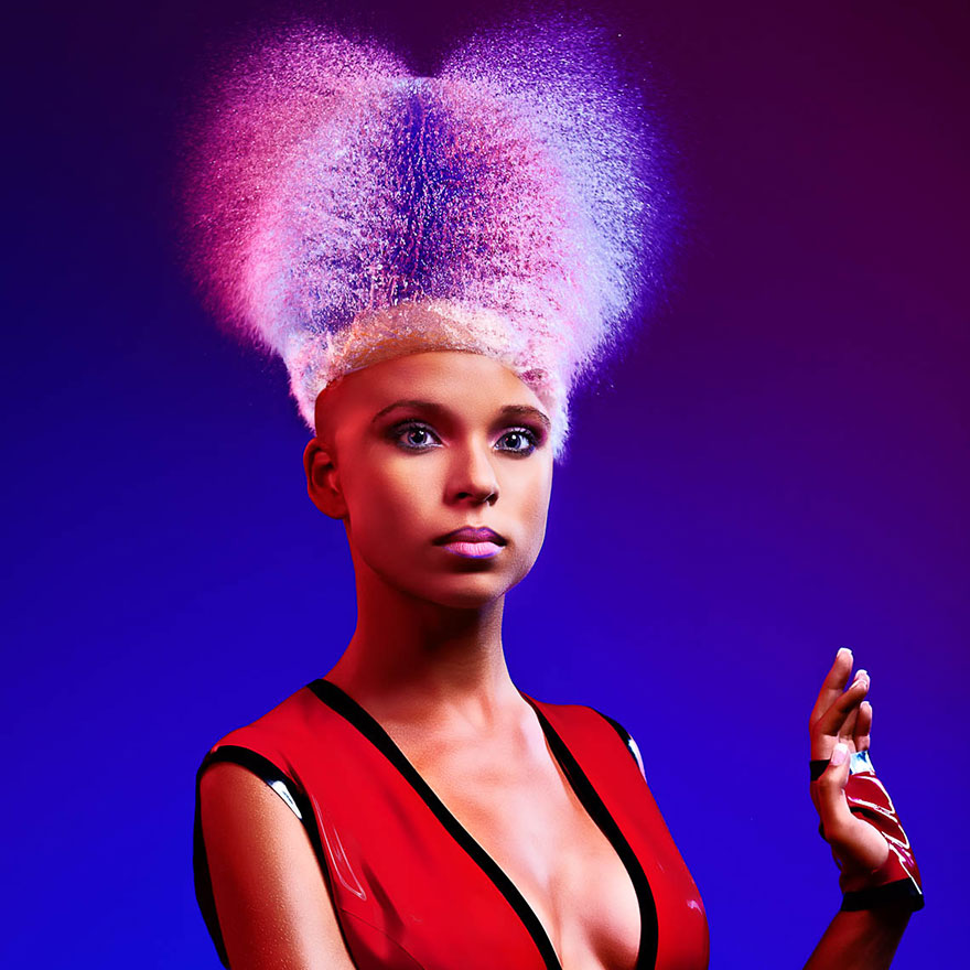 Incredible Water Wigs Done With Exploding Water Balloons Incredible Water Wigs Done With Exploding Water Balloons