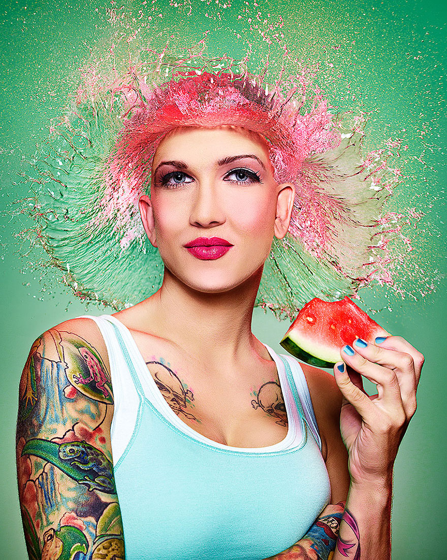 Incredible Water Wigs Done With Exploding Water Balloons Incredible Water Wigs Done With Exploding Water Balloons
