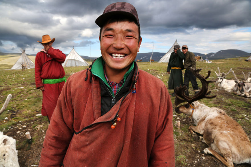 Meet The Tsaatan Nomads In Mongolia Who Live Like No One Else Meet The Tsaatan Nomads In Mongolia Who Live Like No One Else