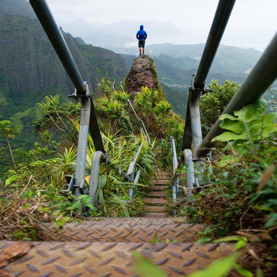 I Turned My Grandma's Old Van Into A Mobile Home So I Could Travel Across North America I Turned My Grandma's Old Van Into A Mobile Home So I Could Travel Across North America