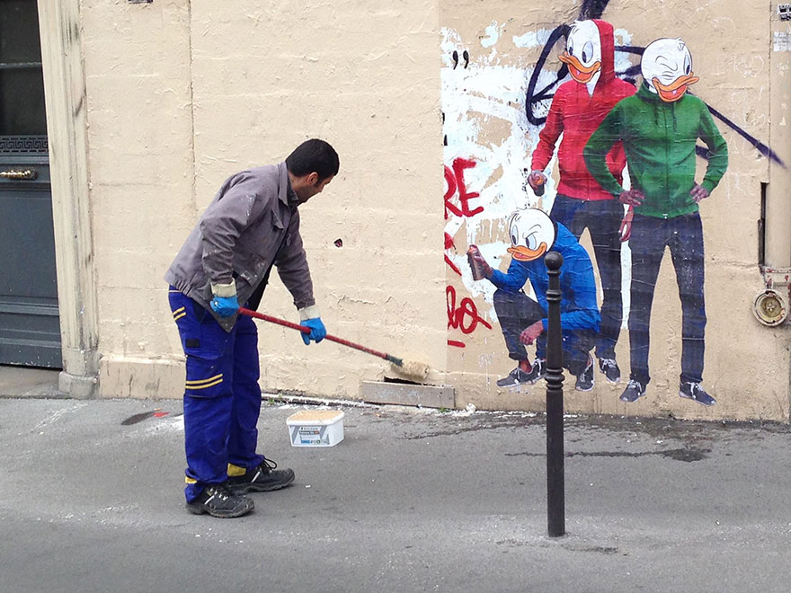 graffiti-removal-street-art-combo-culture-kidnapper-1 graffiti-removal-street-art-combo-culture-kidnapper-1