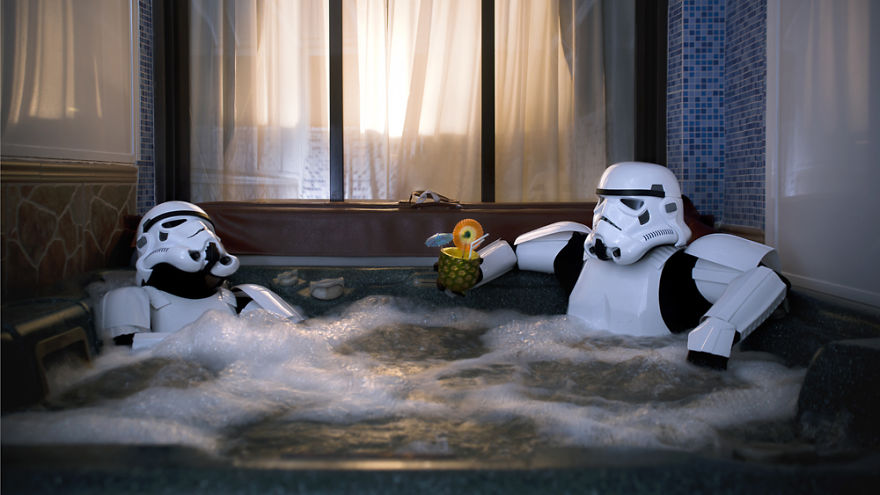 I Capture Stormtroopers On Their Days Off I Capture Stormtroopers On Their Days Off