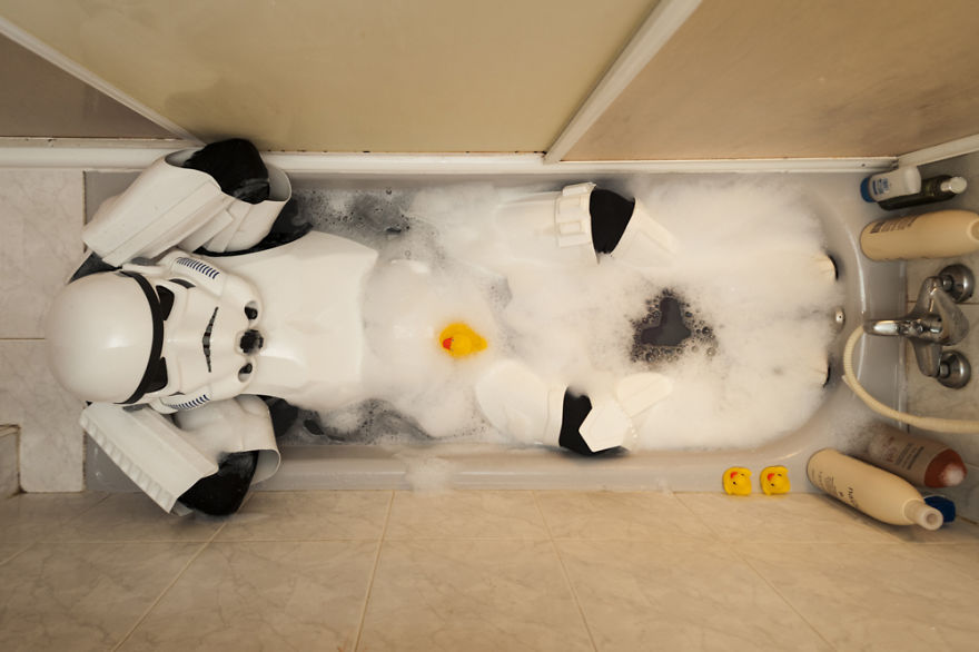 I Capture Stormtroopers On Their Days Off I Capture Stormtroopers On Their Days Off