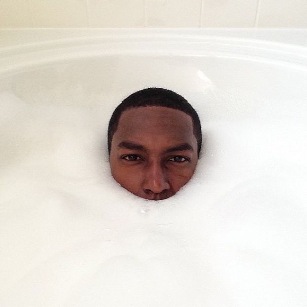 Help I'm Drowning!!!!! #jokesfordays #bathtime #ballsdeepinthesebubbles