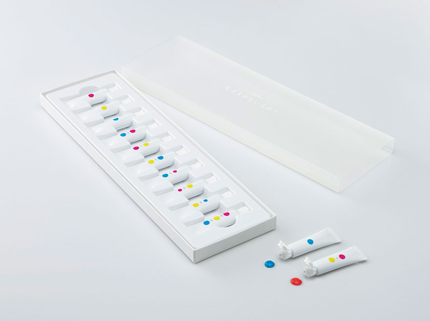 nameless-paint-tubes-primary-colors-ima-moteki-1 nameless-paint-tubes-primary-colors-ima-moteki-1