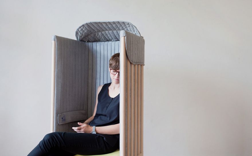 I Designed An Internet-Blocking Chair To Keep You Offline I Designed An Internet-Blocking Chair To Keep You Offline