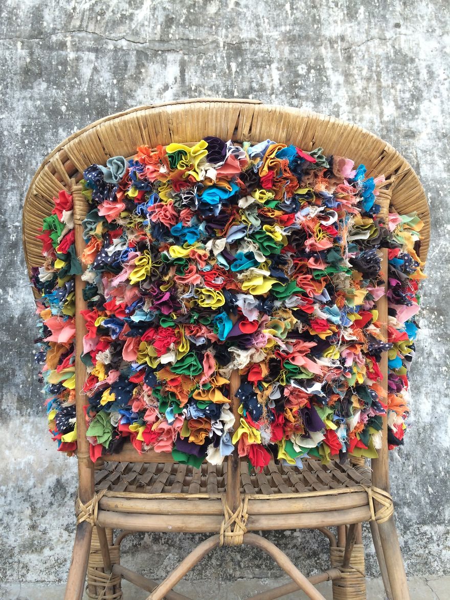 Pixel Chair: I Gave Old Chair New Life