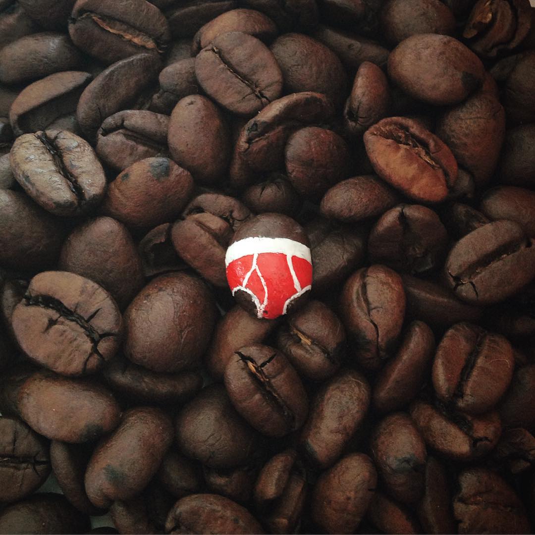 the-original-sin-project-painting-underpants-in-the-city-is-my-way-to-criticise-censorship-10 the-original-sin-project-painting-underpants-in-the-city-is-my-way-to-criticise-censorship-10