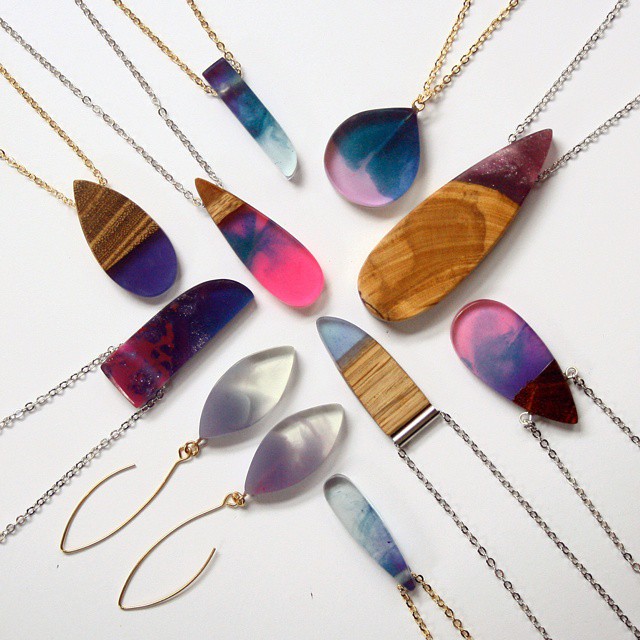 wood-jewelry-resin-boldb-britta-boeckmann-10