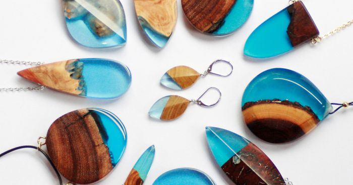 Artist Turns Old Wood Into Unique Jewelry By Using Its Natural Shape