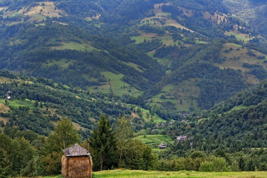 The Carpathians, An Exquisite Place That Will Stun You With Breathtaking Views