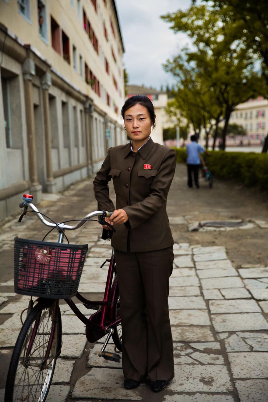 I Photographed Women In North Korea To Show That Beauty Is Everywhere I Photographed Women In North Korea To Show That Beauty Is Everywhere