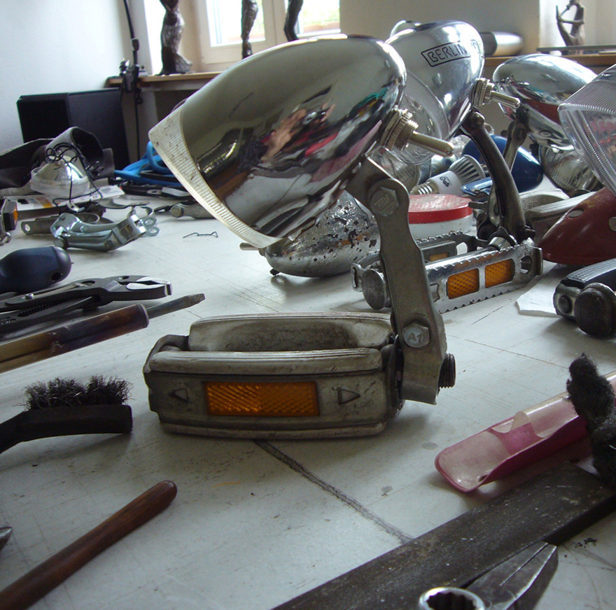 I Reuse Old Bicycle Parts To Make Unique Lamps