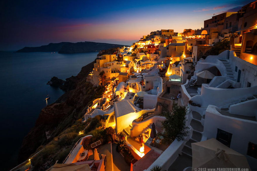 Bulgarian Photographer Captures Amazing Moments Traveling The World