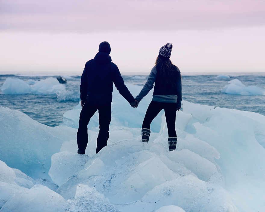 Couple Decides Not To Have A Traditional Wedding And Travels To Iceland Instead Couple Decides Not To Have A Traditional Wedding And Travels To Iceland Instead