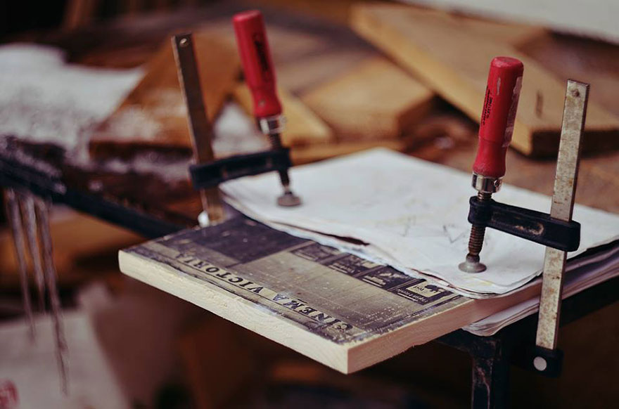 I Hang Woodprints Around Cluj, Romania For People To Find And Take Home