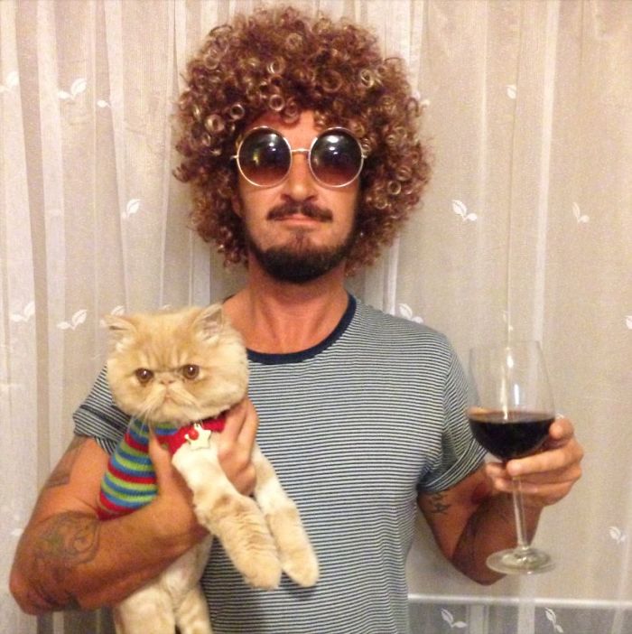 My Cat Sits Like A Human And Always Sticks His Tongue Out My Cat Sits Like A Human And Always Sticks His Tongue Out