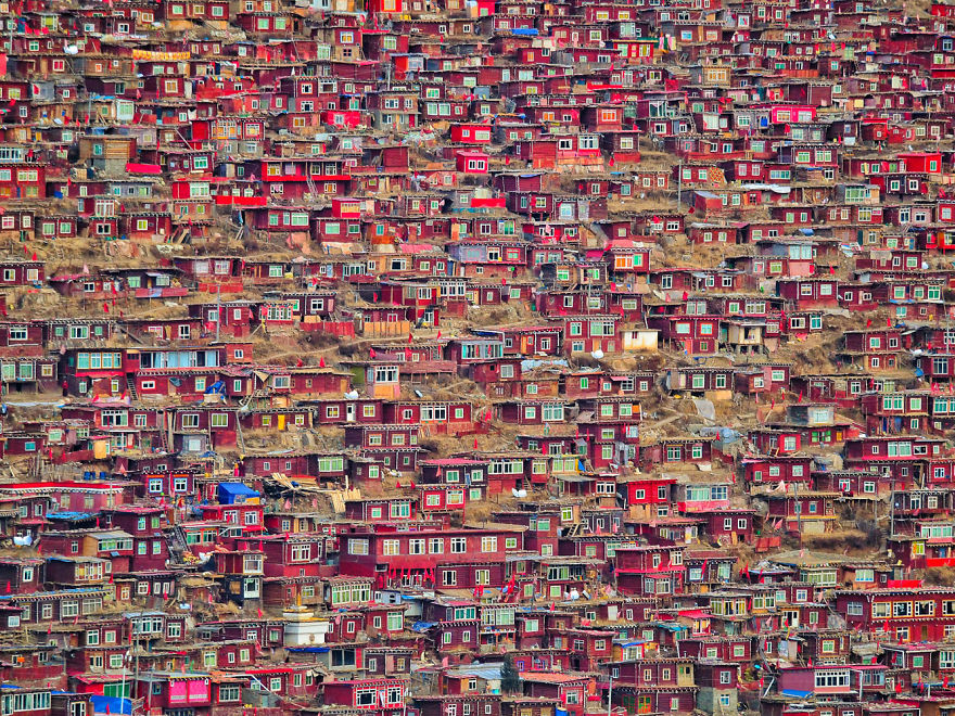 Larung Gar